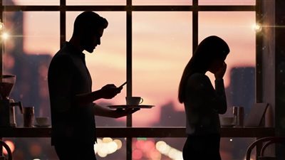 هبعتها لجوزِك.. إحالة مدير صالة قمار بفندق شهير للجنايات بتهمة ابتزاز سيدة بصور عارية