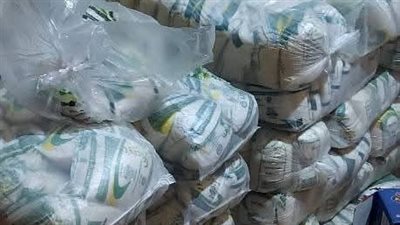 تموين القليوبية يضبط محل بقالة بالقناطر الخيرية لحيازته سلع تموينية بغرض الإتجار بها في السوق السوداء