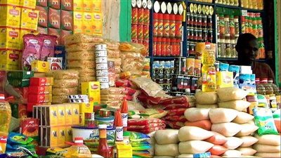 حتى لا يتوقف صرف السلع التموينية.. إيقاف العمل بالنظام القديم في الشركة القابضة | خاص