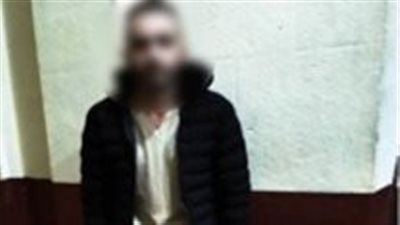 القبض على متهم ببيع مشروبات كحولية مغشوشة ومجهولة المصدر في الإسكندرية 