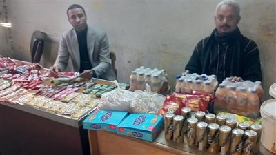 ضبط سلع غذائية منتهية الصلاحية خلال حملة تموينية في قنا