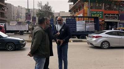 بعد أيام من توليه المنصب.. رئيس حي الهرم يقود حملة لمنع التكدس المروري بمنطقتي المجزر الآلي واللبيني | صور