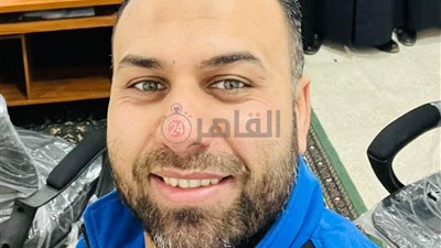 أول تعليق لصاحب واقعة فيديو المشادة داخل طائرة بسبب الحقائب: كانت عايزة تقعد جنب أختها