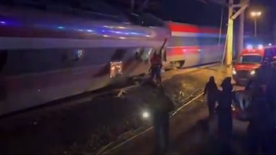 الداخلية الإسبانية: ارتفاع حصيلة ضحايا حادث تصادم القطارين إلى 21 قتيلًا