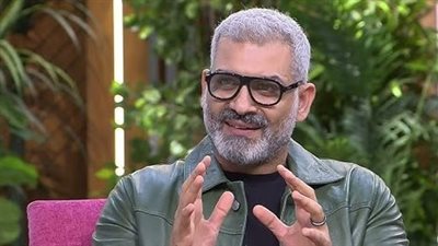 هاني عادل عن جدل الأعلى مشاهدة: ميد ترم حسم الأمر.. ونفسي أجرب أمثل على المسرح