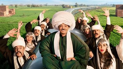 العرض قريبًا.. طرح بوستر مسرحية تاجر السعادة لـ محمد هنيدي