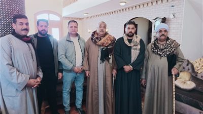 أسرة القبطان أحمد عمر بسوهاج بعد إنقاذ شاب سيراليوني من عرض البحر: ربّيناه على الرجولة.. وفخر لنا ولكل مصر