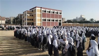 موعد بدء الترم الثاني 2026 للمدارس والجامعات.. 6 أيام إجازة رسمية