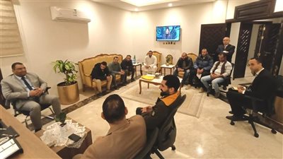 القنصلية المصرية بالرياض تحل أزمة بين مصريين وجهة عملهم