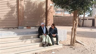 رئيسة حي المرج تجلس مع المواطنين 