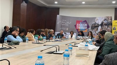صفاء فيصل تطلق مجموعتها القصصية غرباء يشبهوننا بمعرض الكتاب