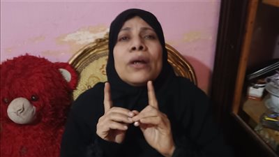 والدة الشاب المقتول على يد زوجته بالبحيرة: قتلته بمقص علشان رفض يشتري لها علبة سجاير