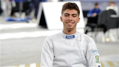 يوسف شامل يتوّج ببرونزية كأس العالم لسيف المبارزة للناشئين في القاهرة