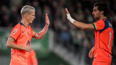 برشلونة يفوز على إلتشي بثلاثية في الدوري الإسباني