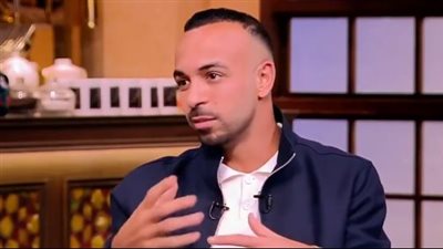 أفشة: لا توجد أزمة في غرفة ملابس الأهلي.. وإمام عاشور ماخدش مكاني