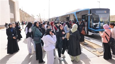 بتخفيضات كبيرة.. رحلات خاصة لنقل 3000 شاب وفتاة للعاصمة الجديدة في اللقاء الأول لبرامج الهيئات الشبابية│ صور