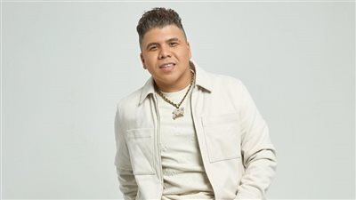 عايز فلوس عشان يمدحني.. عمر كمال يقاضي أحد العاملين بالوسط الفني لابتزازه المشاهير