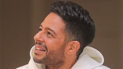 بعد تساؤلات الجمهور.. الموزع توما يجيب عن أين محمد حماقي؟
