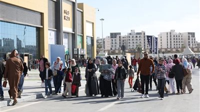 قبل يومين من ختام فعالياته.. معرض القاهرة الدولي للكتاب يستقبل نحو 5.5 مليون زائر منذ فتح أبوابه للجمهور