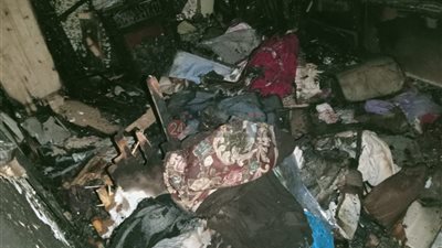 إحدى السكان المتضررين من حريق مصنع العسلية بشبرا الخيمة تستغيث: الأنابيب انفجرت وأنا عروسة جديد والجهاز باظ