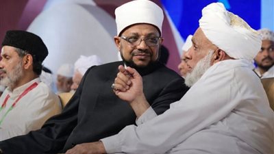 بتوجيهات الإمام الأكبر.. الأمين العام البحوث الإسلامية يشارك في فعاليَّات المؤتمر المئوي لجمعية العلماء بعموم كيرالا 