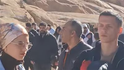 سانت كاترين تستقبل 1354 سائحًا وزائرًا لتسلق جبل موسى ومشاهدة شروق الشمس