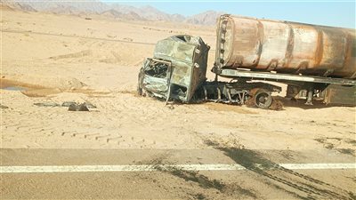 اشتعال تريلا محملة بالبنزين في حادث تصادم بطريق شرم الشيخ الدولي.. والحماية المدنية تسيطر| صور