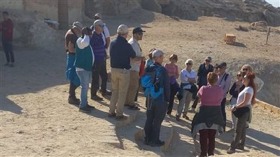 المنيا تستقبل أفواجًا سياحية أجنبية لزيارة تل العمارنة وتونا الجبل وبني حسن