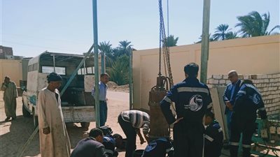 محافظ أسوان يستجيب لشكاوى أهالي قرية جعفر الصادق بسبب عدم انتظام مياه الشرب