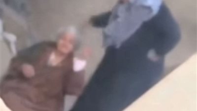 تصرفها كان خوفًا عليها.. أول تعليق من شقيق المتهمة بالتعدي على والدتها المسنة بالشرقية: أختي مظلومة وبنطالب بإخلاء سبيلها