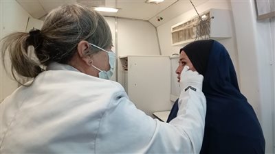 فحص 760 حالة وتقديم 2600 خدمة مجانية بكفر منسابة ببني سويف