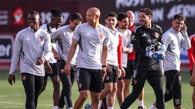 الأهلي يختتم استعداداته لمباراة الإسماعيلي في الدوري الممتاز