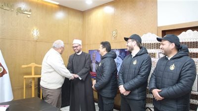 بالتزامن مع حلول الشهر الكريم.. محافظ الوادي الجديد يلتقي وفد مؤسسة بيت الزكاة والصدقات المصري