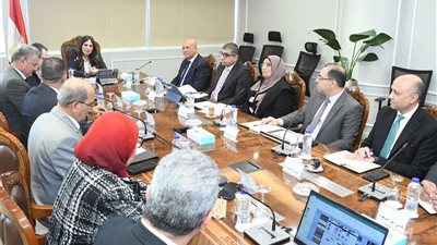 في أول اجتماع لها.. وزيرة الإسكان تتابع تنفيذ مشروعات مبادرة حياة كريمة