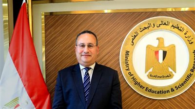 وزير التعليم العالي يعلن صدور قرارات جمهورية بتعيين قيادات جامعية جديدة