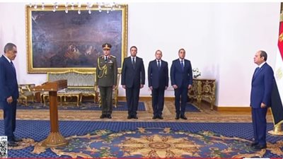 ضياء رشون يؤدي اليمين الدستورية أمام الرئيس وزيرًا للدولة لشؤون الإعلام