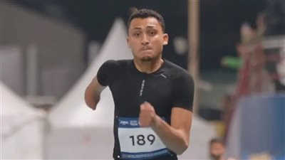 رئيس جامعة العاصمة يهنئ يوسف جمال بعد فوزه ببرونزية الوثب الطويل في دبي
