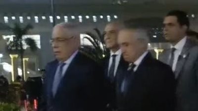 إبراهيم محلب أبرزهم.. توافد المسؤولين والشخصيات العامة على عزاء مفيد شهاب 