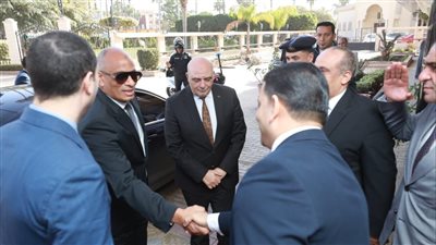 محافظ كفر الشيخ الجديد يصل الديوان العام ويباشر مهام منصبه: تحسين الخدمات أولوية