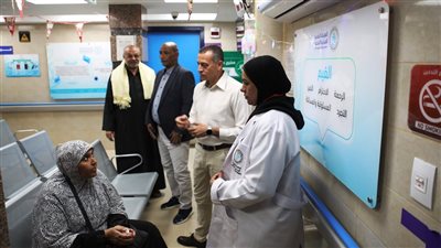 ضمن الجولات المفاجئة.. محافظ أسوان يتفقد المنشآت الصحية بمنظومة التأمين الصحي الشامل بالمحمودية