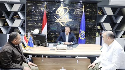محافظ أسوان: بدء المرحلة الأولى لتحويل الكابلات النحاسية إلى فايبر بمنطقة الصداقة الجديدة الشهر الجاري 