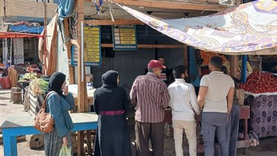 منافذ ثابتة ومتنقلة لبيع السلع الغذائية والخضراوات بالوادي الجديد 