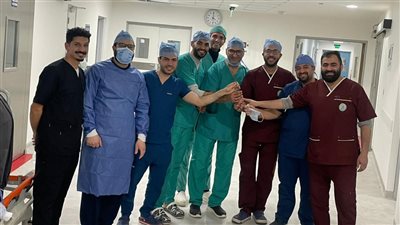 إنقاذ شاب من فقدان عينه بعد طعنة بسيخ معدني في مشاجرة بالسويس