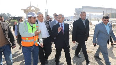 محافظ بني سويف يتابع مستجدات المرحلة الأولى من مشروع كوبري الشاملة على ترعة الإبراهيمية