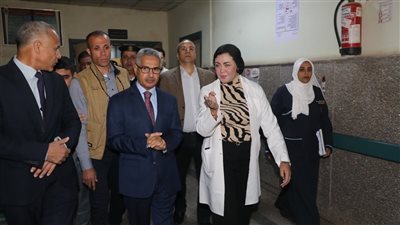محافظ بني سويف يُفاجئ مستشفى الواسطى المركزي لمتابعة مستوى الخدمة الصحية وانتظام العمل 