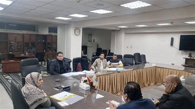 تنفيذًا لتوجيهات وزارة الإسكان.. اجتماع لمتابعة مشروعات مياه الشرب والصرف الصحي ببني سويف