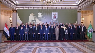 بعد تعيينه وزيرا التعليم العالي.. جامعة القاهرة تستضيف أول اجتماع للمجلس الأعلى للجامعات برئاسة عبد العزيز قنصوة
