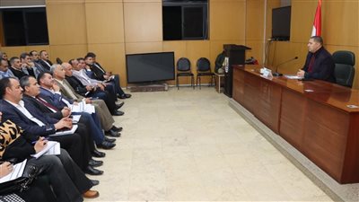بتكليف من المحافظ.. اجتماع موسع لمتابعة التصالح والتقنين وإزالة التعديات ببني سويف
