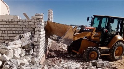 استرداد 28 فدانًا من أملاك الدولة خلال حملات موسعة في الوادي الجديد| صور