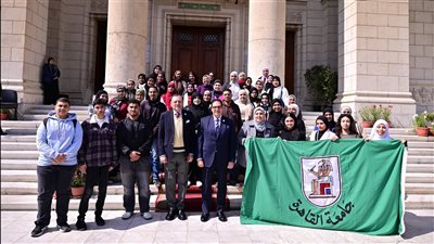 53 طالبًا بجامعة القاهرة يشاركون الهلال الأحمر المصري في إعداد قافلة زاد العزة لغزة